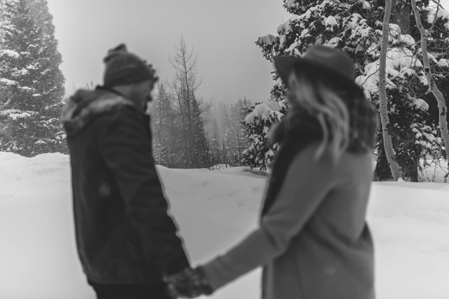 snowy mountain winter engagements_0027