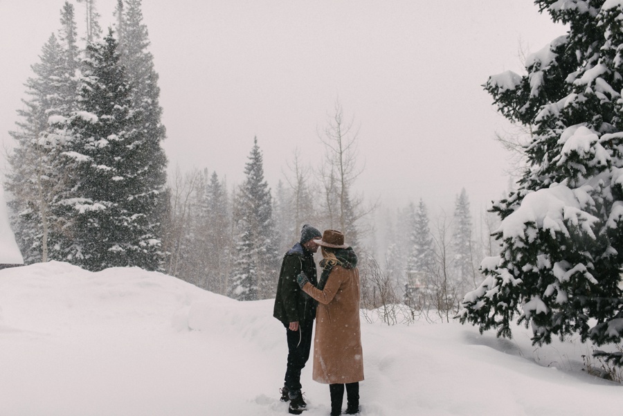 snowy mountain winter engagements_0039