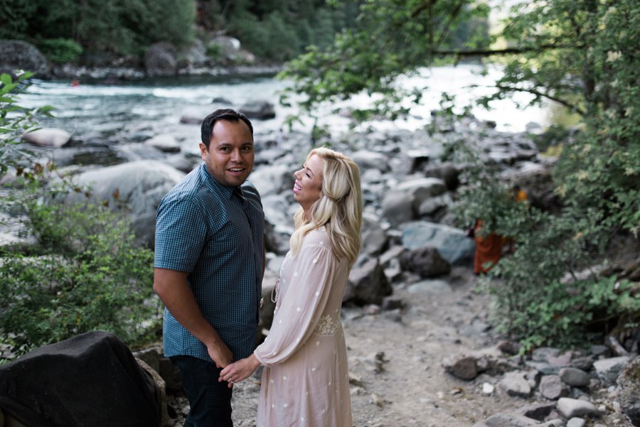 seattle-snoqualmie-falls-engagements_0003