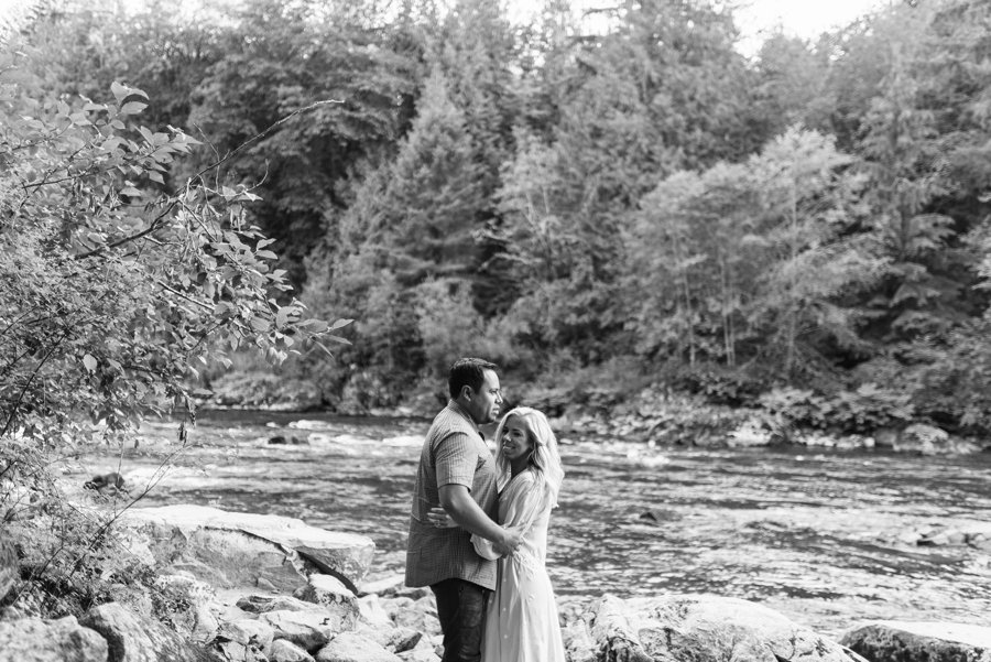 seattle-snoqualmie-falls-engagements_0008