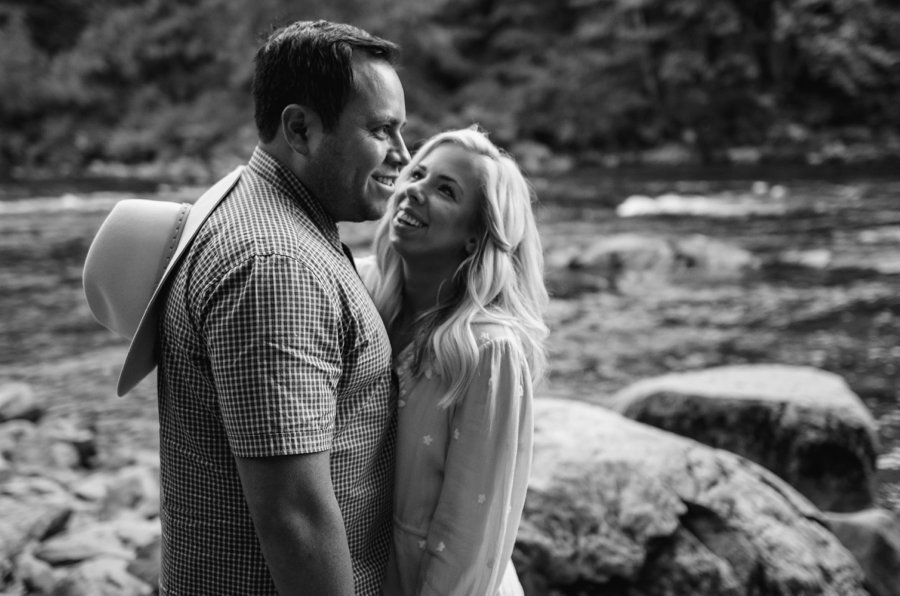 seattle-snoqualmie-falls-engagements_0010