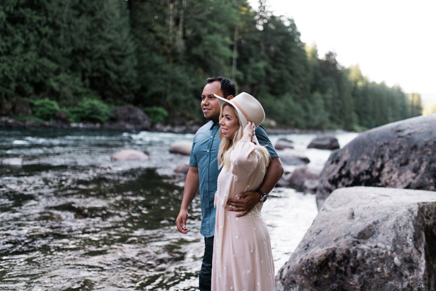 seattle-snoqualmie-falls-engagements_0014