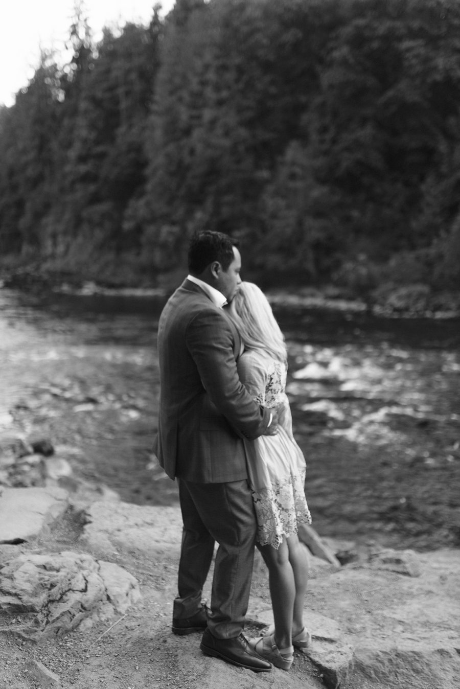 seattle-snoqualmie-falls-engagements_0048