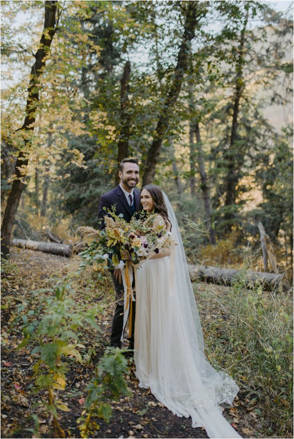 Bride & Groom fall wedding in Millcreek Canyon, UT